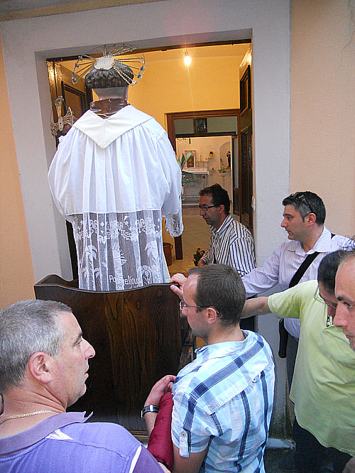 Processione Sant'Antonio davanti casa Mastroti